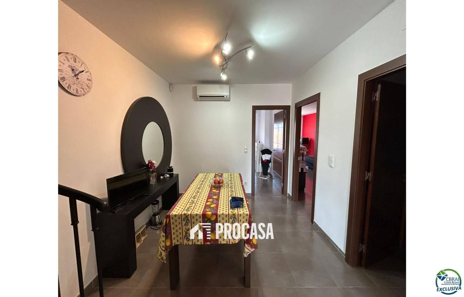 3 soveværelse Lejlighed til salg i Empuriabrava med garage - € 215.000 (Ref: 9187362)