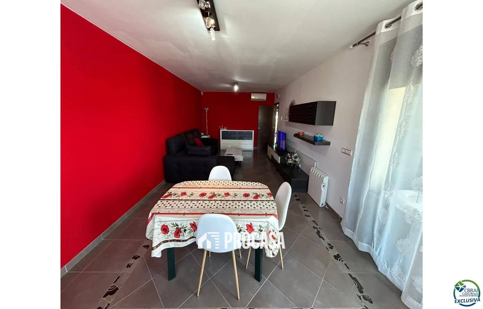 3 soveværelse Lejlighed til salg i Empuriabrava med garage - € 215.000 (Ref: 9187362)