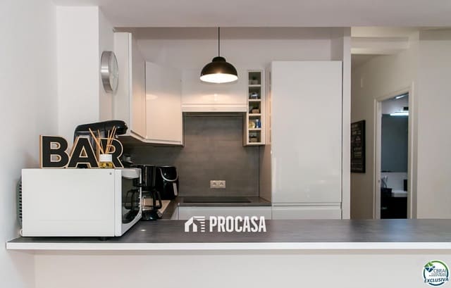 2 sovrum Lägenhet till salu i Empuriabrava, Castelló d'Empúries med pool garage - 225 000 € (Ref: 9189797)