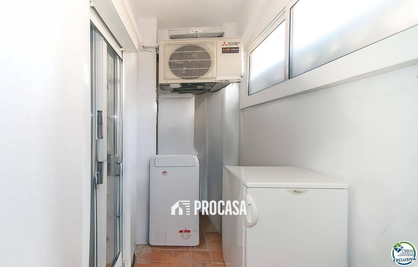 2 soveværelse Lejlighed til salg i Empuriabrava med swimmingpool garage - € 199.000 (Ref: 9189797)