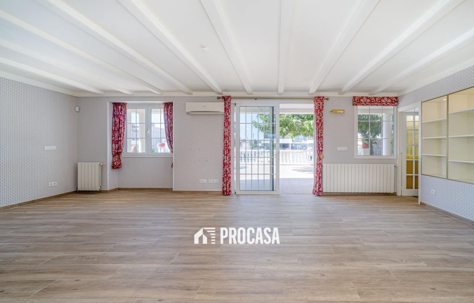 4 Zimmer Villa zu verkaufen in Empuriabrava mit Pool Garage - 1.125.000 € (Ref: 9191510)