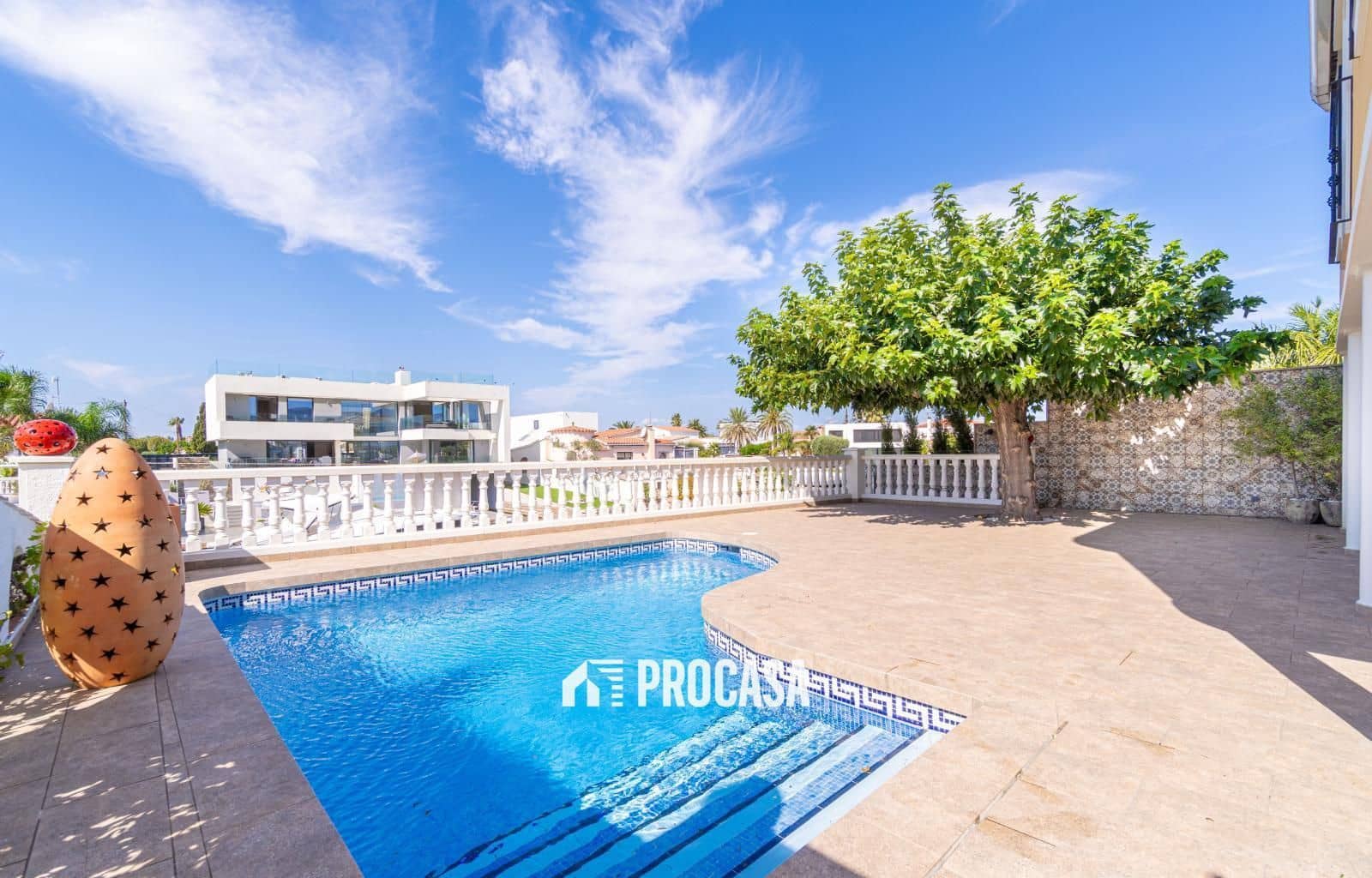 4 Zimmer Villa zu verkaufen in Empuriabrava mit Pool Garage - 1.125.000 € (Ref: 9191510)