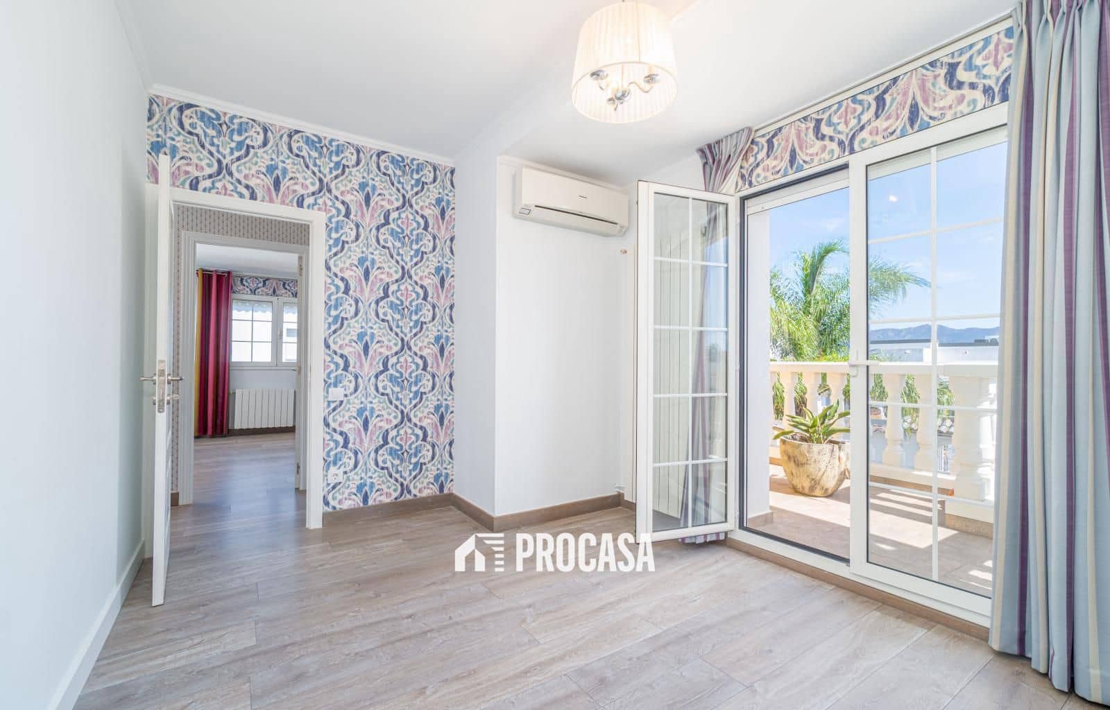 4 Zimmer Villa zu verkaufen in Empuriabrava mit Pool Garage - 1.125.000 € (Ref: 9191510)