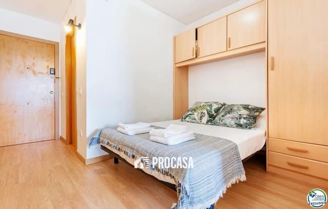 Flat te koop in Empuriabrava, Castelló d'Empúries - € 129.000 (Ref: 9198173)