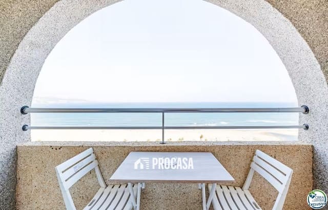 Flat te koop in Empuriabrava, Castelló d'Empúries - € 129.000 (Ref: 9198173)