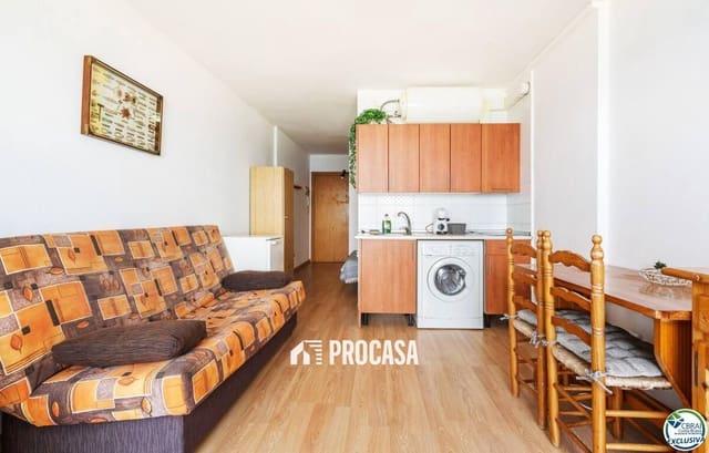 Flat te koop in Empuriabrava, Castelló d'Empúries - € 129.000 (Ref: 9198173)