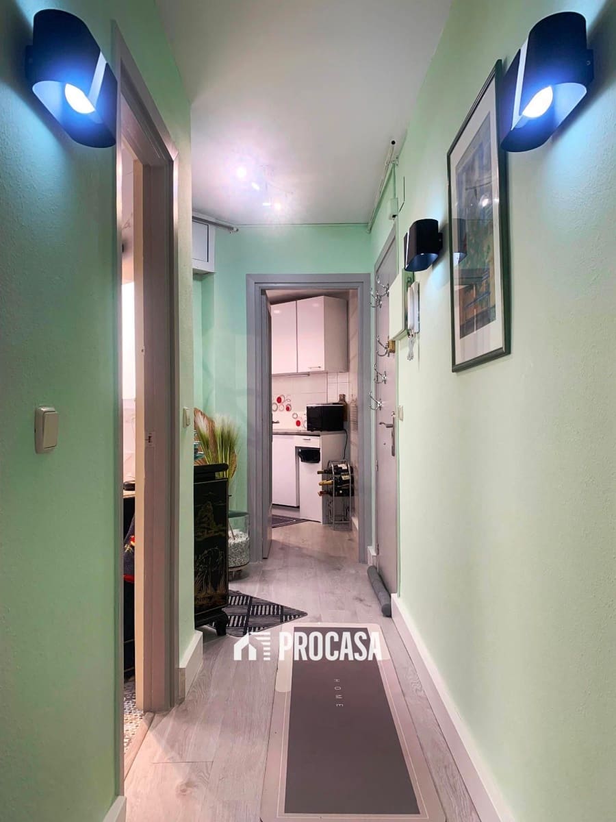 2 bedroom Flat for sale in Roses - € 287,000 (Ref: 9203285)