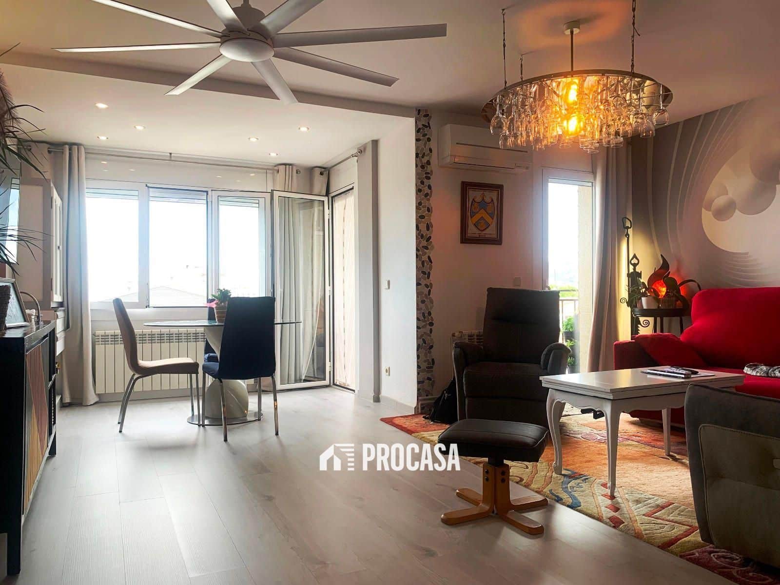 2 bedroom Flat for sale in Roses - € 287,000 (Ref: 9203285)