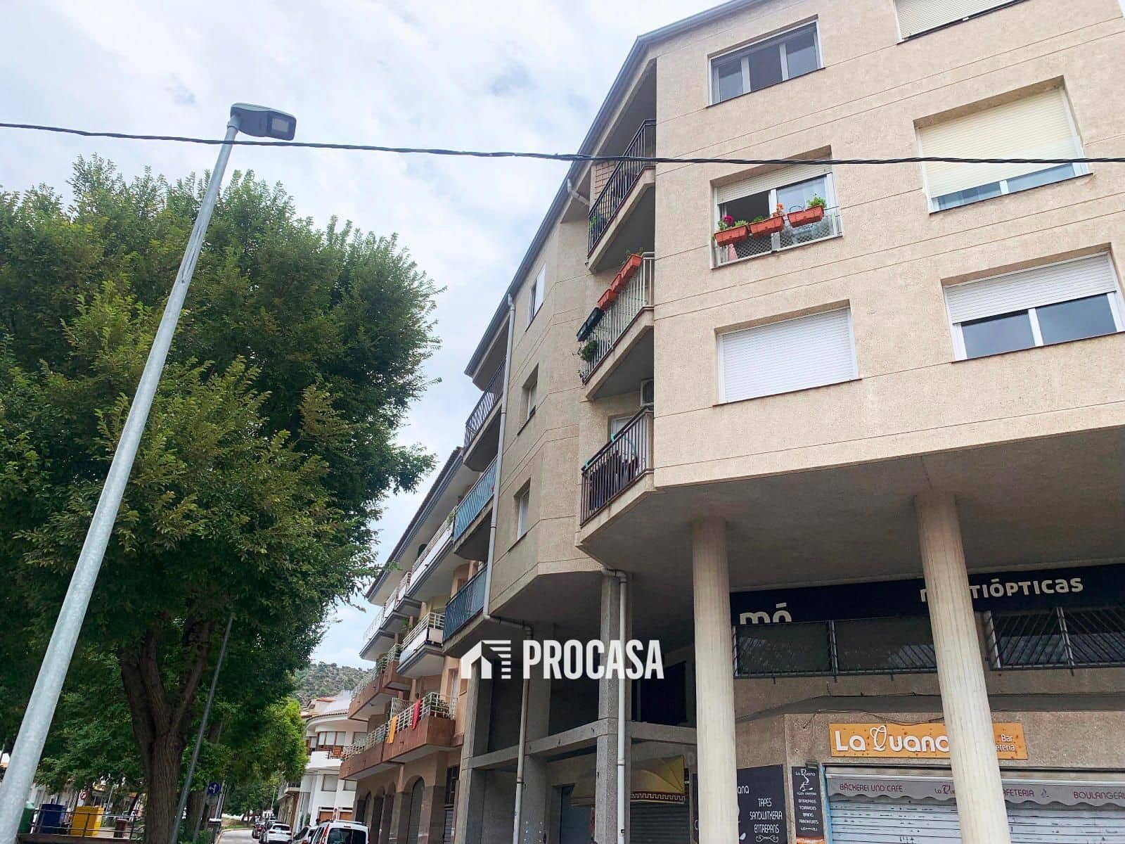 2 bedroom Flat for sale in Roses - € 287,000 (Ref: 9203285)