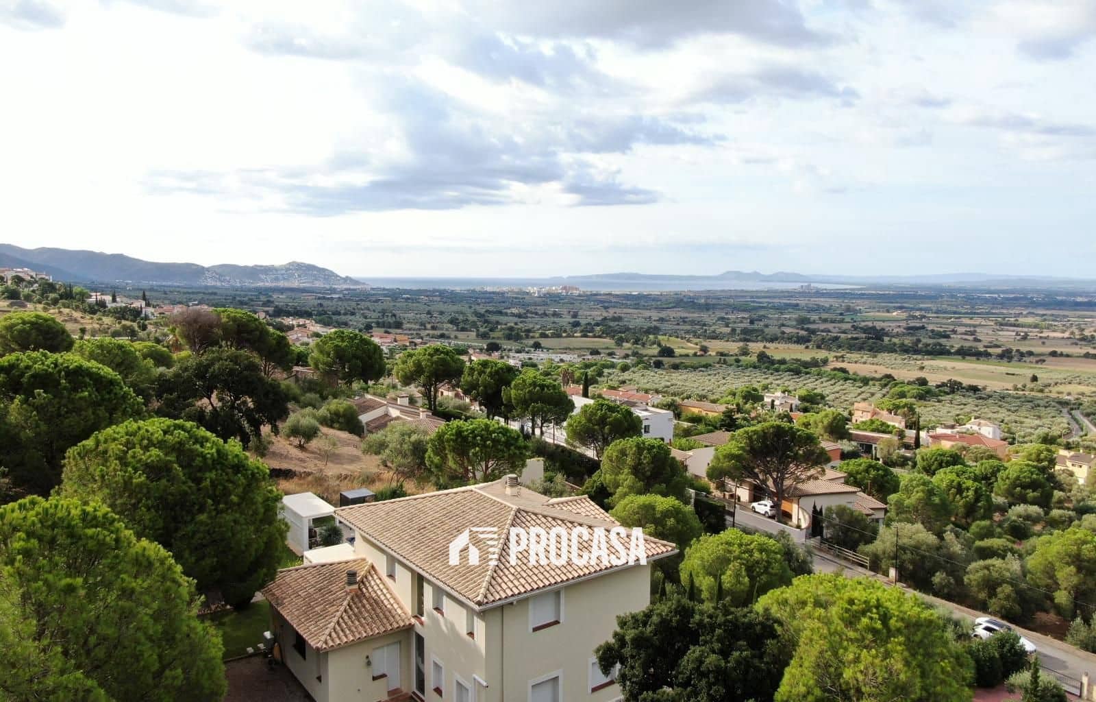 Bouwgrond te koop in Pau - € 435.000 (Ref: 9210525)