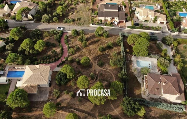 Building Plot for sale in Pau - € 435,000 (Ref: 9210525)