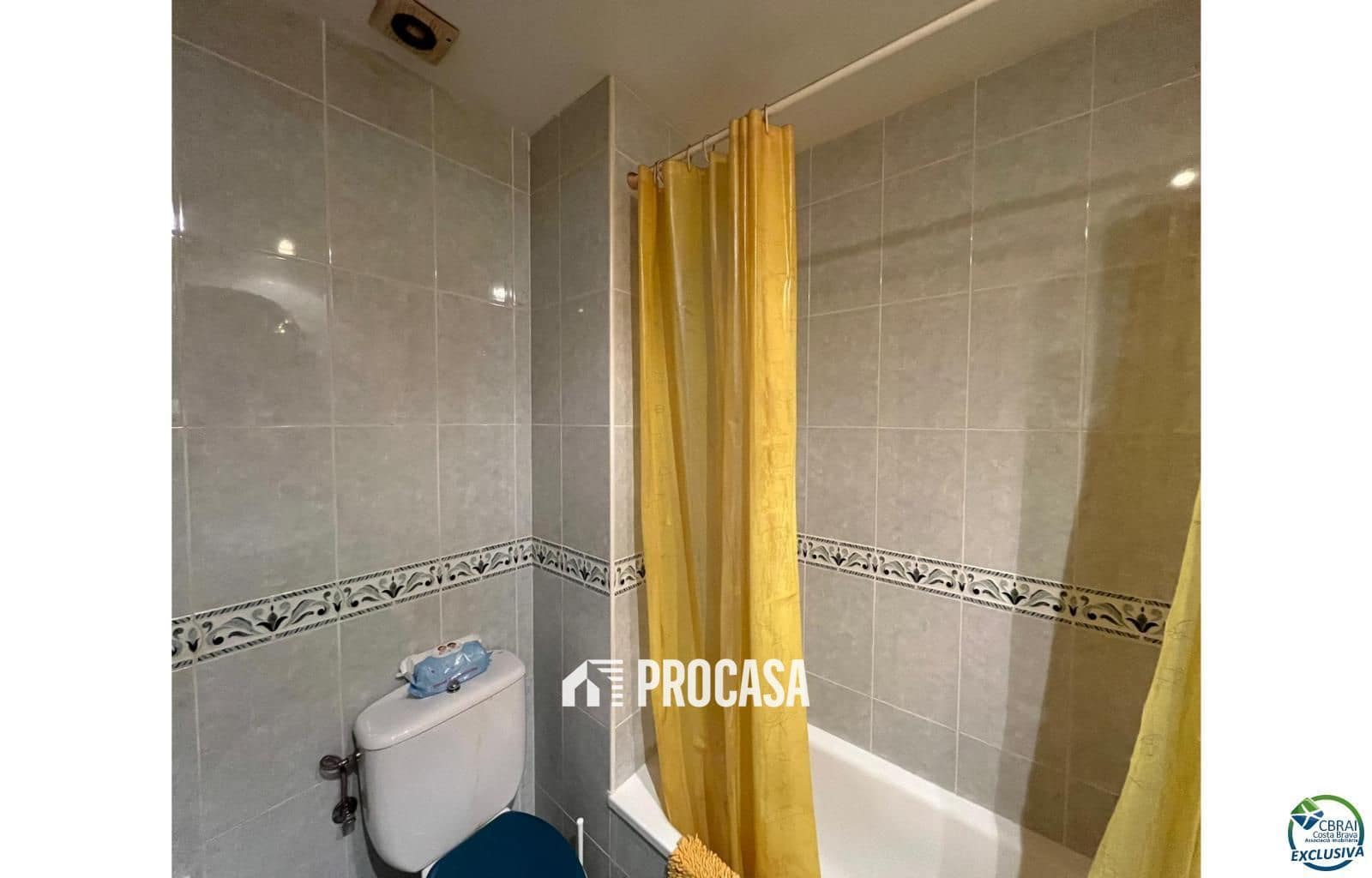 4 bedroom Flat for sale in Figueres with garage - € 275,000 (Ref: 9211500)