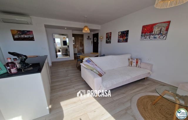2 slaapkamer Flat te koop in Empuriabrava, Castelló d'Empúries met garage - € 299.000 (Ref: 9216063)