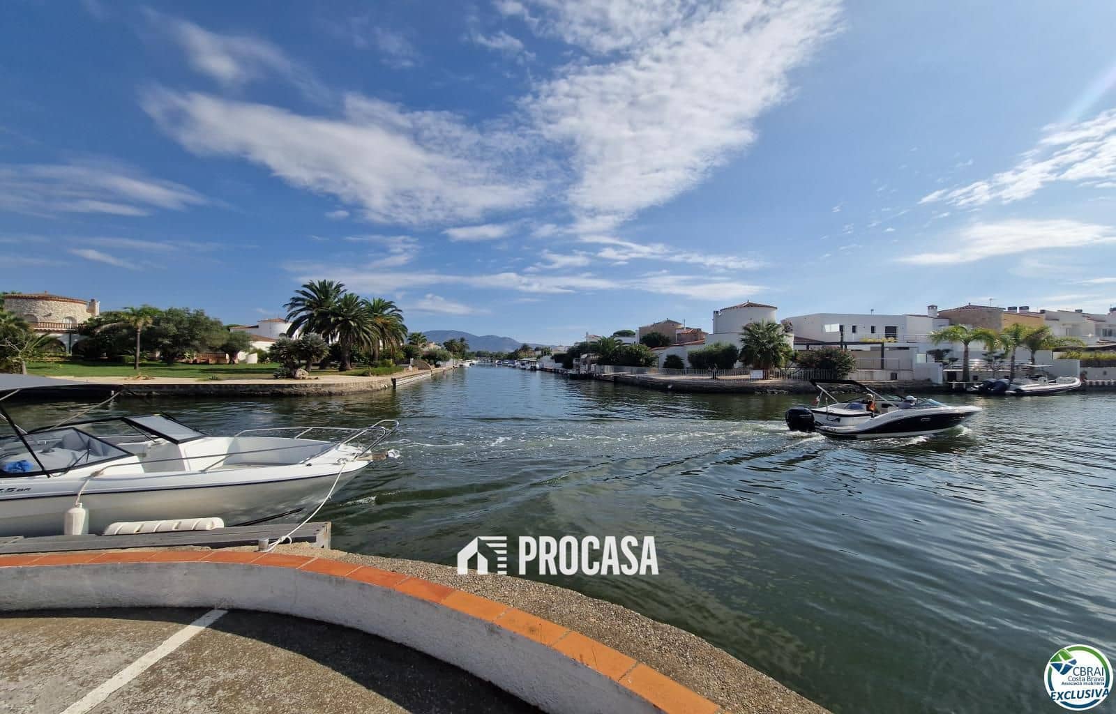 2 Zimmer Wohnung zu verkaufen in Empuriabrava mit Garage - 299.000 € (Ref: 9216063)