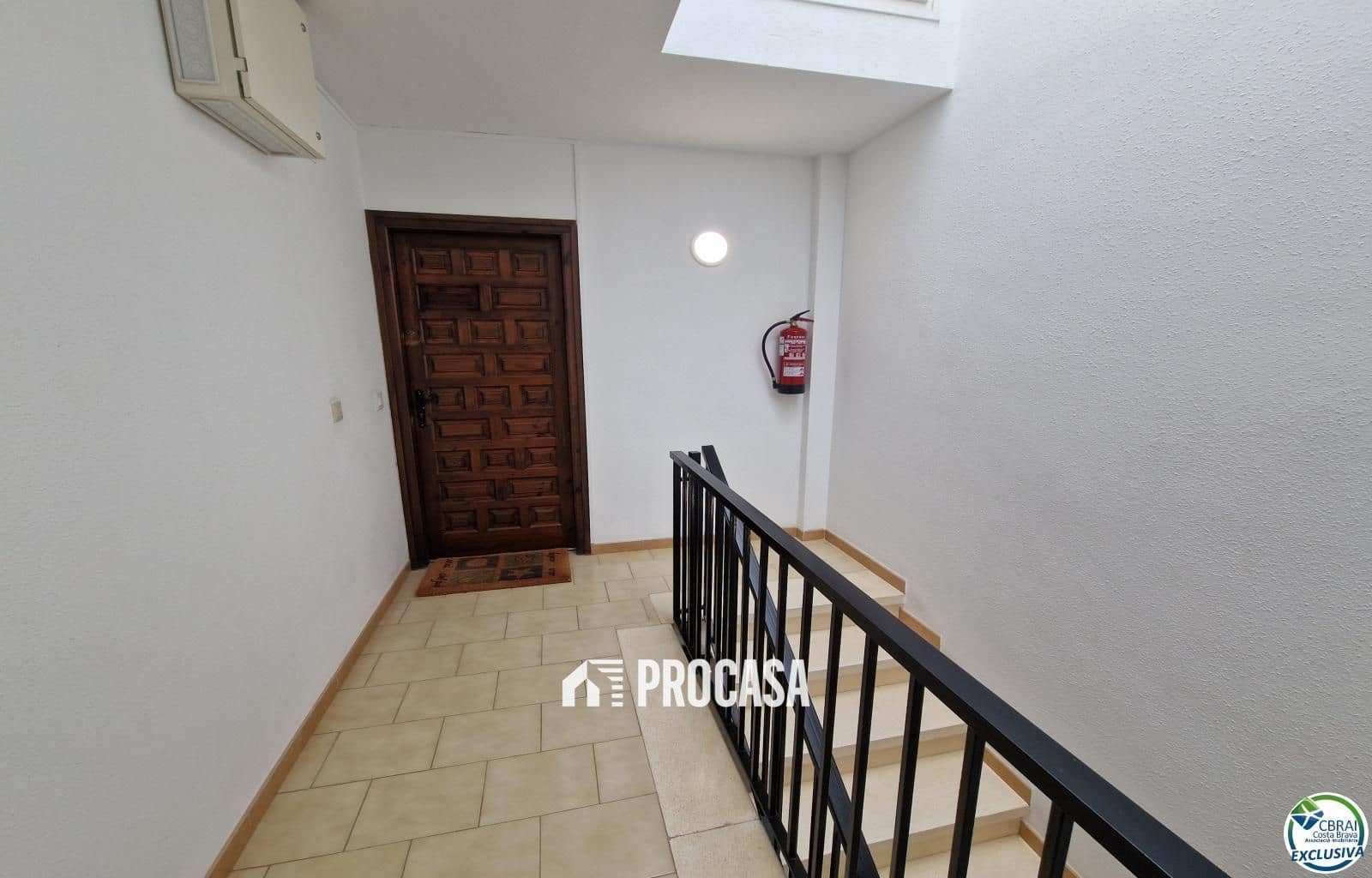 2 Zimmer Wohnung zu verkaufen in Empuriabrava mit Garage - 299.000 € (Ref: 9216063)