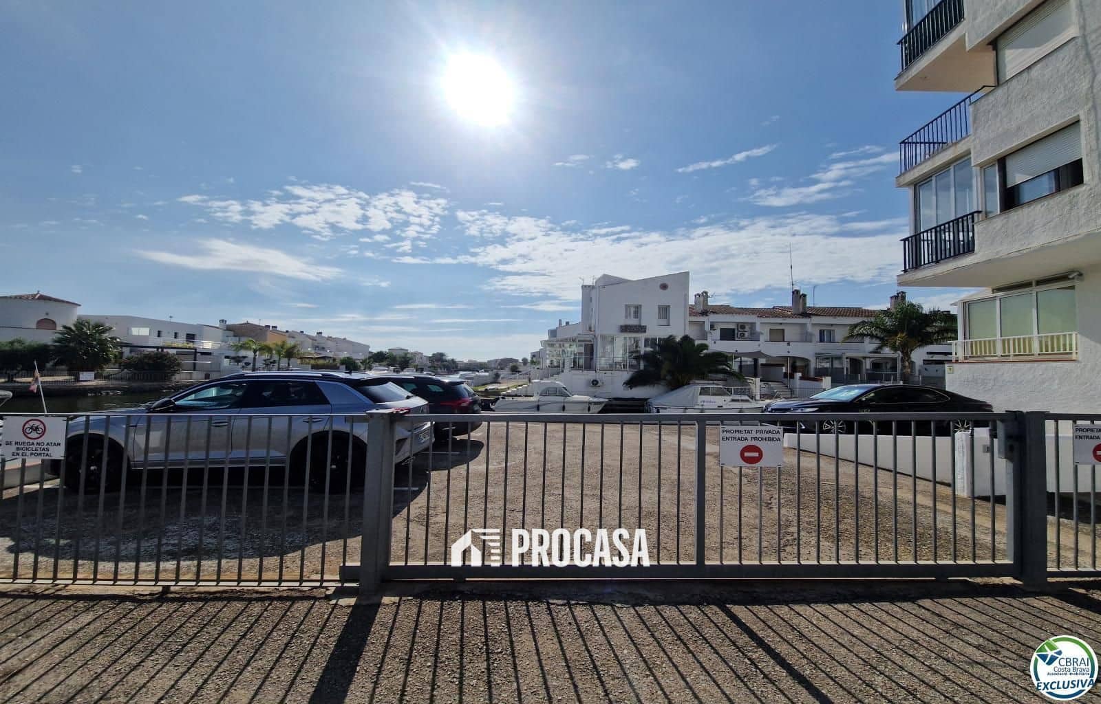 2 Zimmer Wohnung zu verkaufen in Empuriabrava mit Garage - 299.000 € (Ref: 9216063)