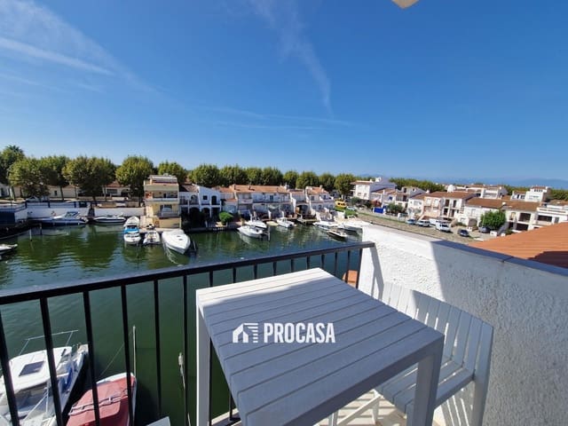 2 slaapkamer Flat te koop in Empuriabrava, Castelló d'Empúries met garage - € 299.000 (Ref: 9216063)