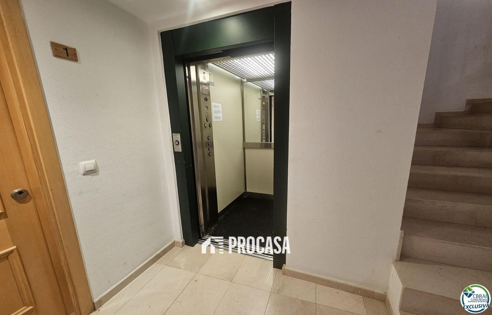 2 chambre Appartement à vendre à Empuriabrava avec garage - 219 000 € (Ref: 9227346)