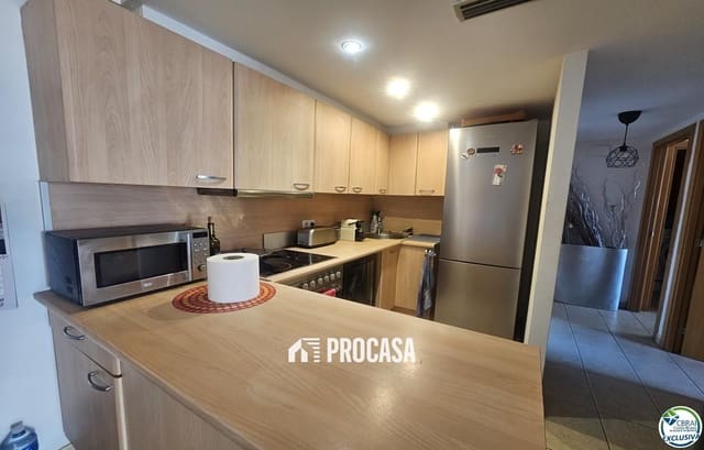 2 chambre Appartement à vendre à Empuriabrava, Castelló d'Empúries avec garage - 219 000 € (Ref: 9227346)