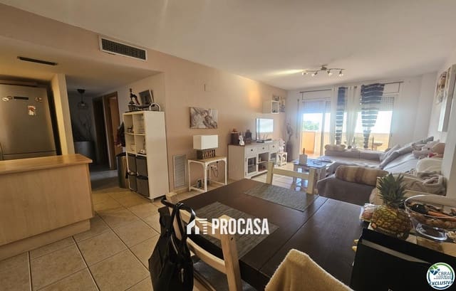 2 chambre Appartement à vendre à Empuriabrava, Castelló d'Empúries avec garage - 219 000 € (Ref: 9227346)