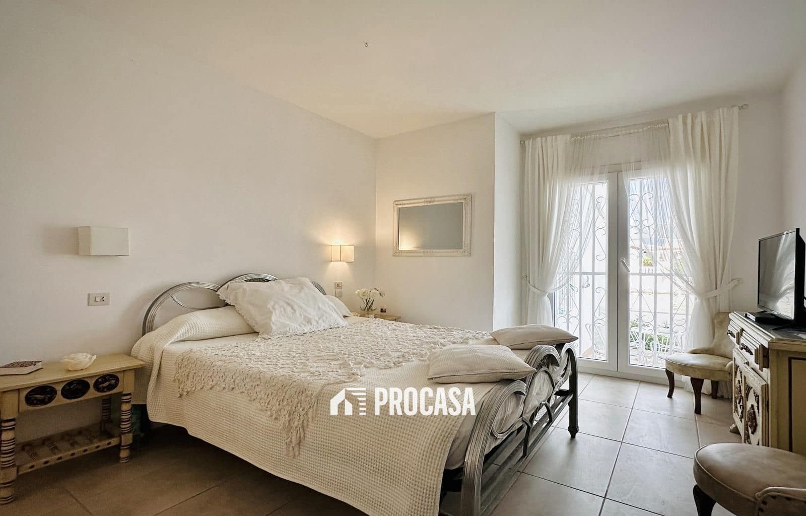 3 bedroom Flat for sale in Empuriabrava with garage - € 329,000 (Ref: 9231245)