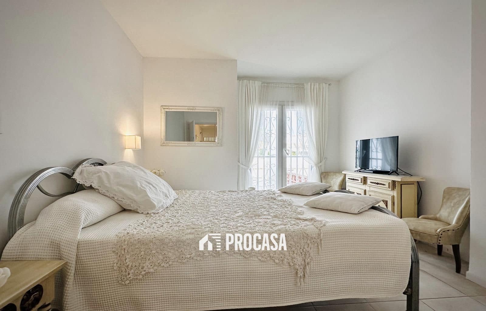 3 bedroom Flat for sale in Empuriabrava with garage - € 329,000 (Ref: 9231245)