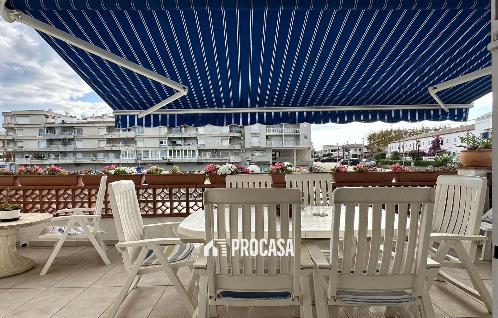 3 bedroom Flat for sale in Empuriabrava with garage - € 329,000 (Ref: 9231245)