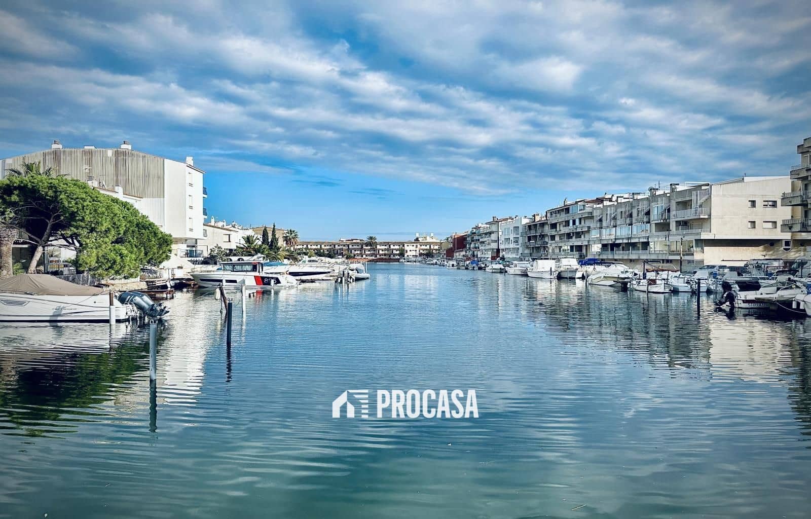 3 bedroom Flat for sale in Empuriabrava with garage - € 329,000 (Ref: 9231245)