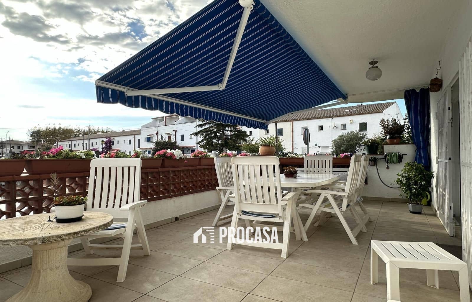 3 bedroom Flat for sale in Empuriabrava with garage - € 329,000 (Ref: 9231245)