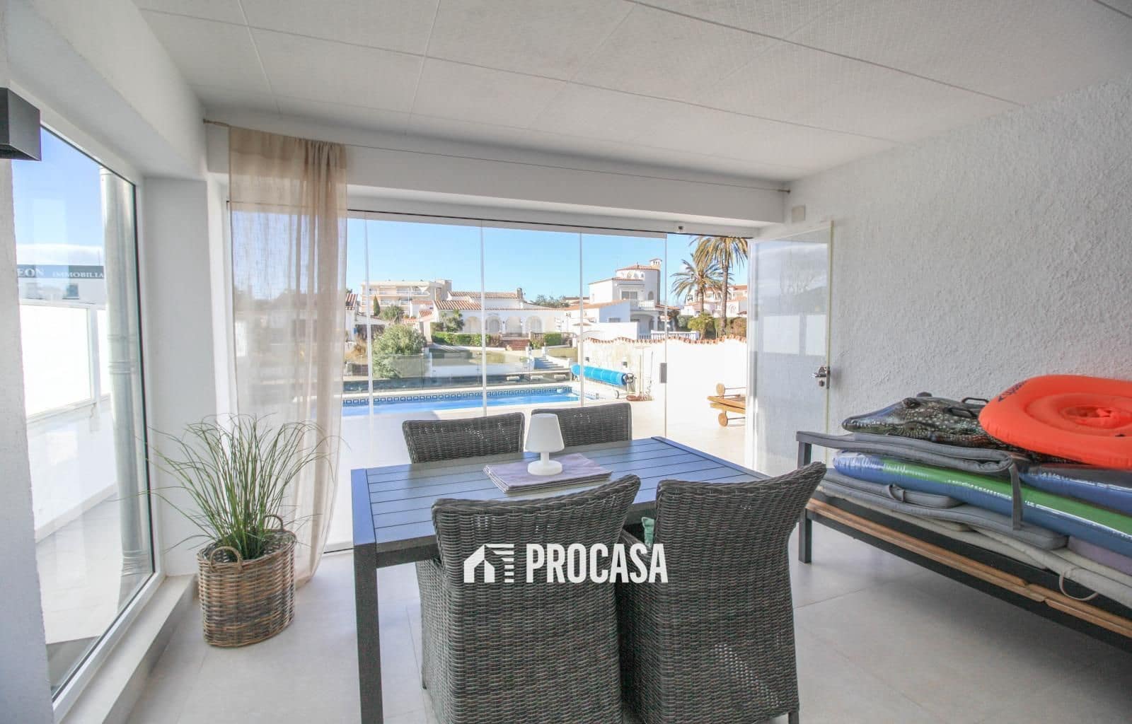 3 Zimmer Villa zu verkaufen in Empuriabrava mit Pool Garage - 695.000 € (Ref: 9237305)