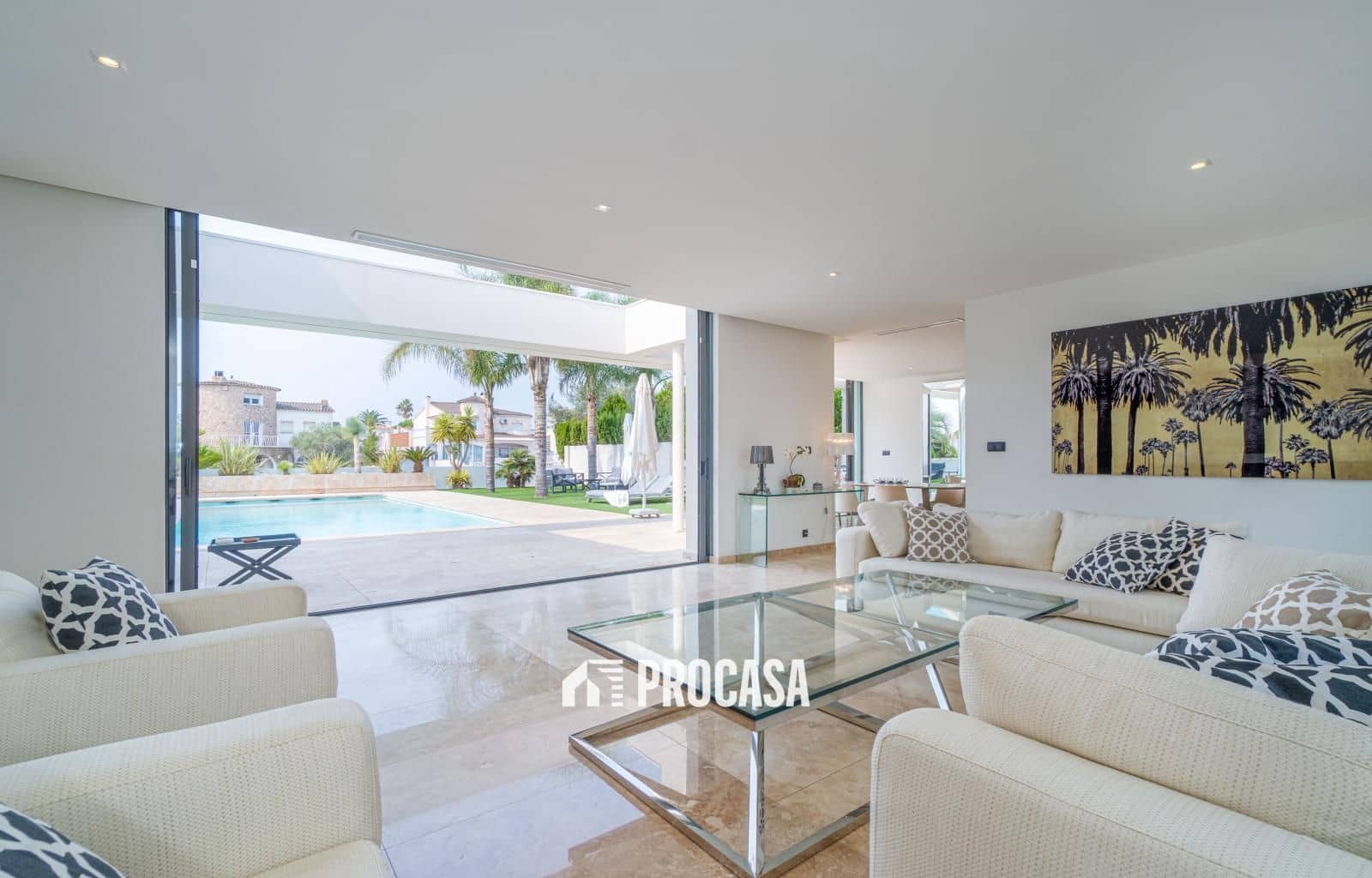 4 sovrum Villa till salu i Empuriabrava med pool garage - 2 995 000 € (Ref: 9247699)