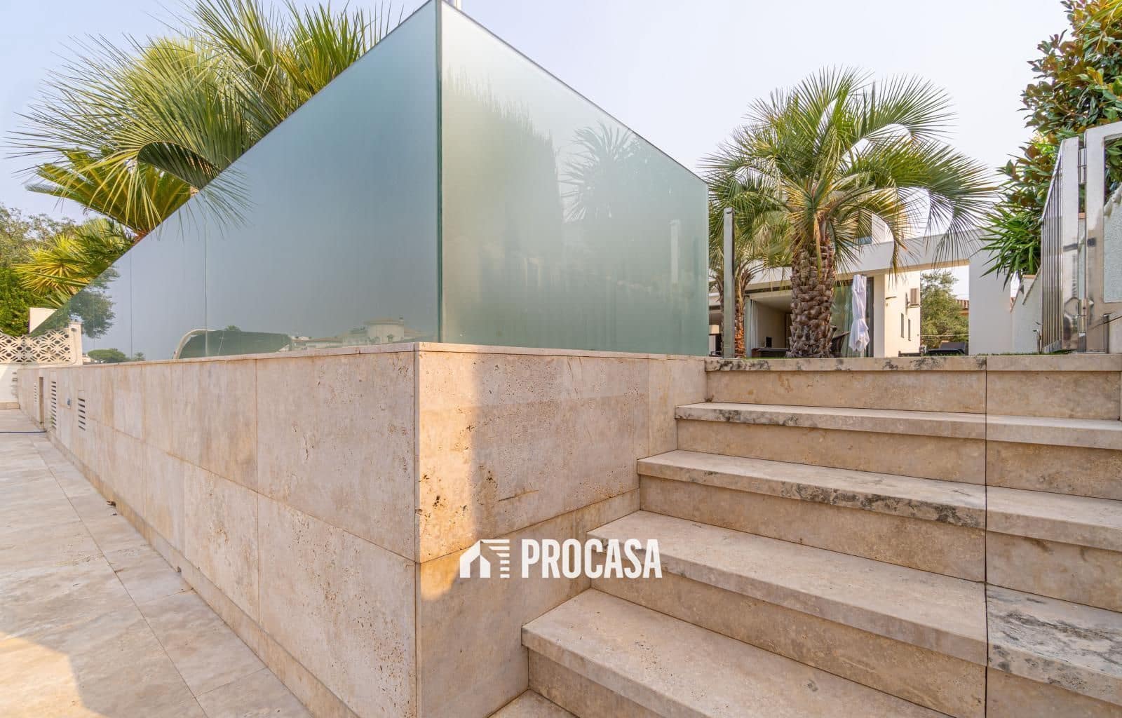 4 sovrum Villa till salu i Empuriabrava med pool garage - 2 995 000 € (Ref: 9247699)