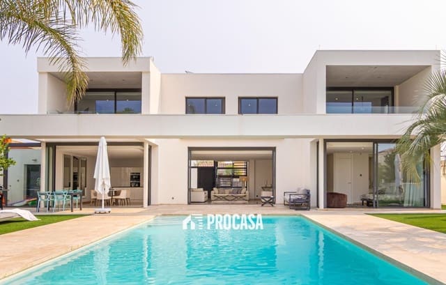 4 soveværelse Villa til salg i Empuriabrava, Castelló d'Empúries med swimmingpool garage - € 2.995.000 (Ref: 9247699)