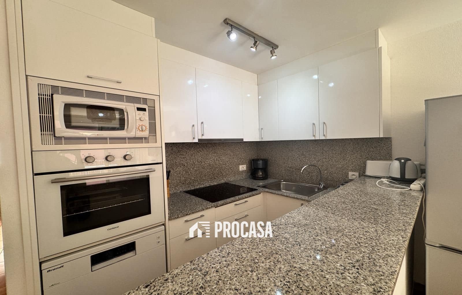 2 bedroom Flat for sale in Empuriabrava - € 189,000 (Ref: 9249077)