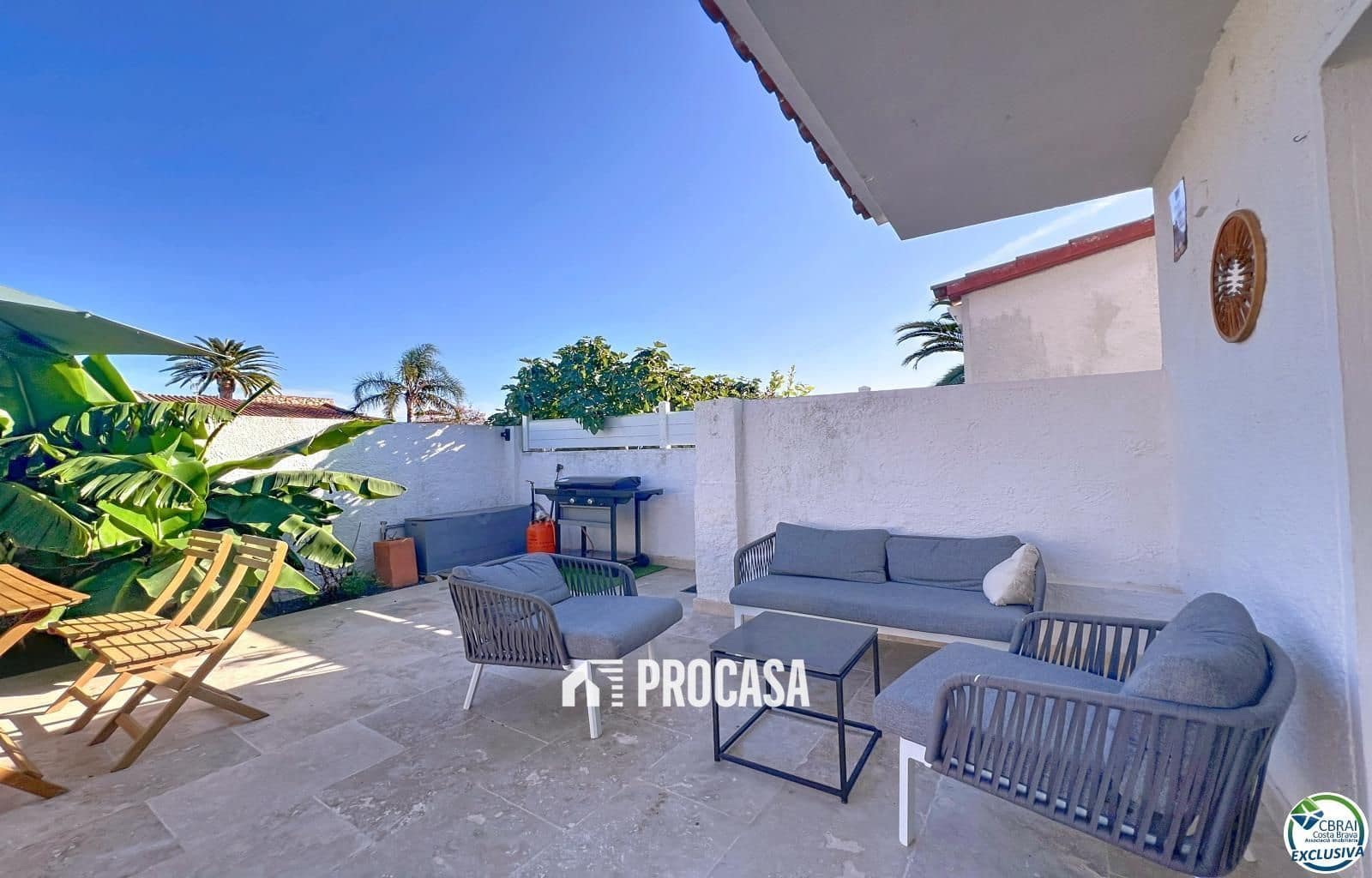 2 soveværelse Villa til salg i Empuriabrava med swimmingpool garage - € 399.500 (Ref: 9249079)