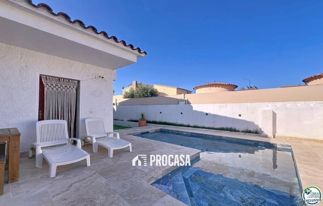 2 soveværelse Villa til salg i Empuriabrava, Castelló d'Empúries med swimmingpool garage - € 399.500 (Ref: 9249079)