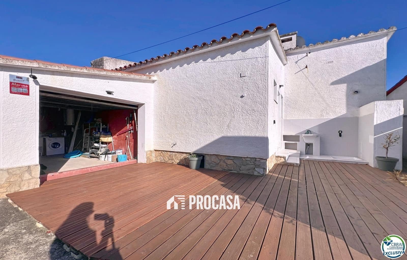 2 soveværelse Villa til salg i Empuriabrava med swimmingpool garage - € 399.500 (Ref: 9249079)