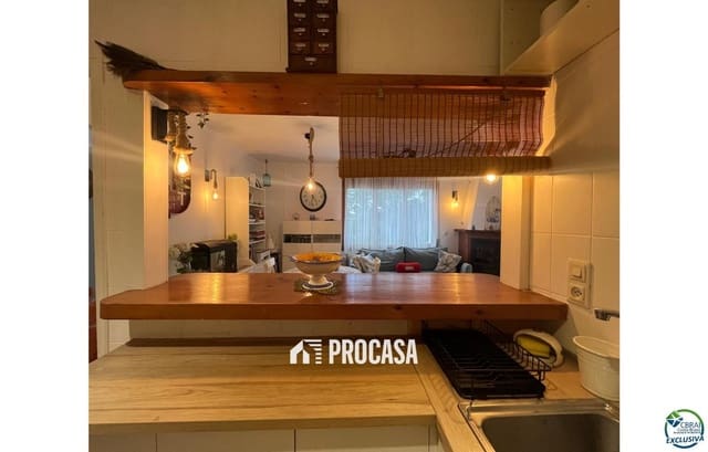 2 slaapkamer Flat te koop in Empuriabrava, Castelló d'Empúries - € 180.000 (Ref: 9254059)