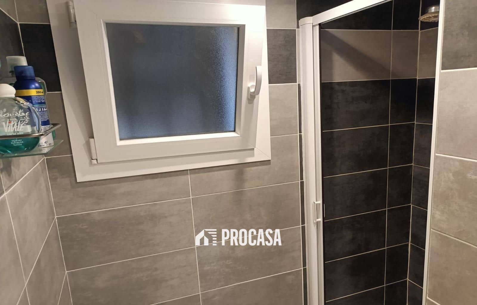 2 bedroom Flat for sale in Roses with garage - € 295,000 (Ref: 9255946)