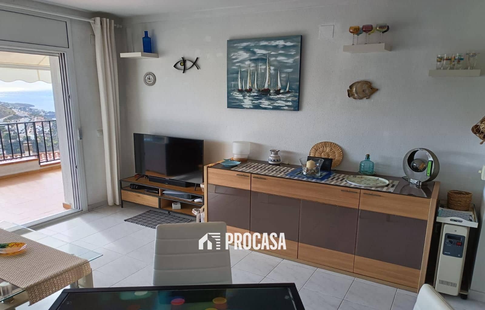 2 bedroom Flat for sale in Roses with garage - € 295,000 (Ref: 9255946)