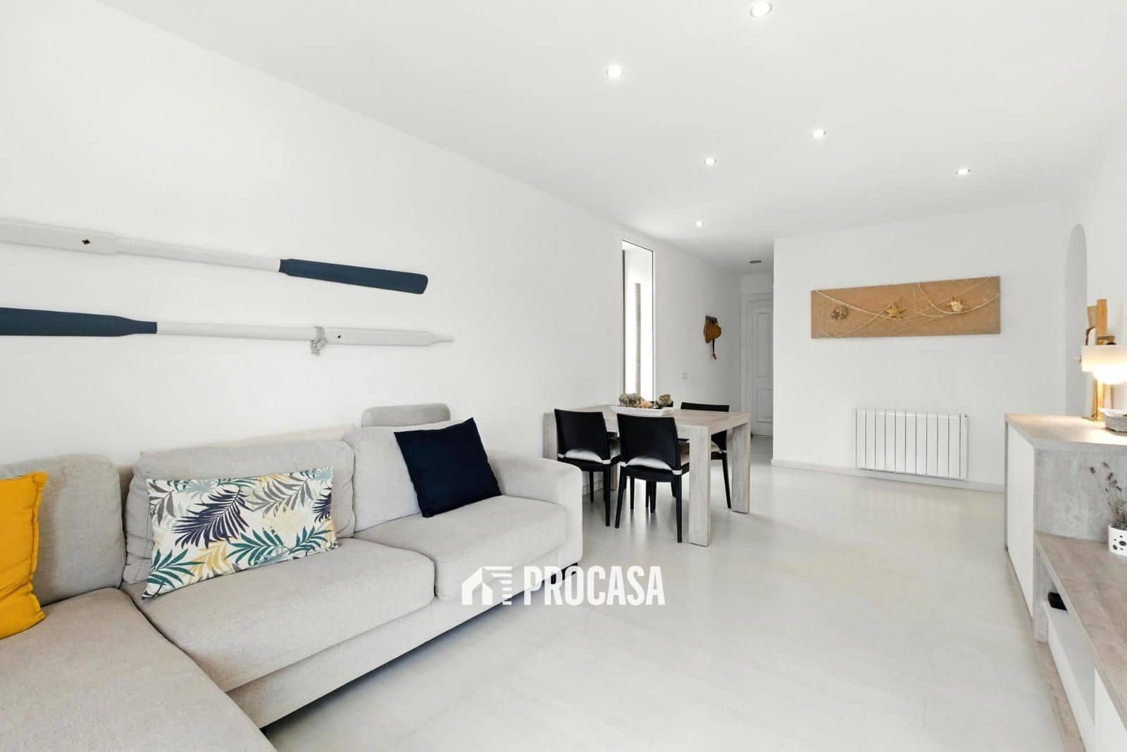 2 slaapkamer Flat te koop in Empuriabrava met zwembad - € 225.000 (Ref: 9265076)