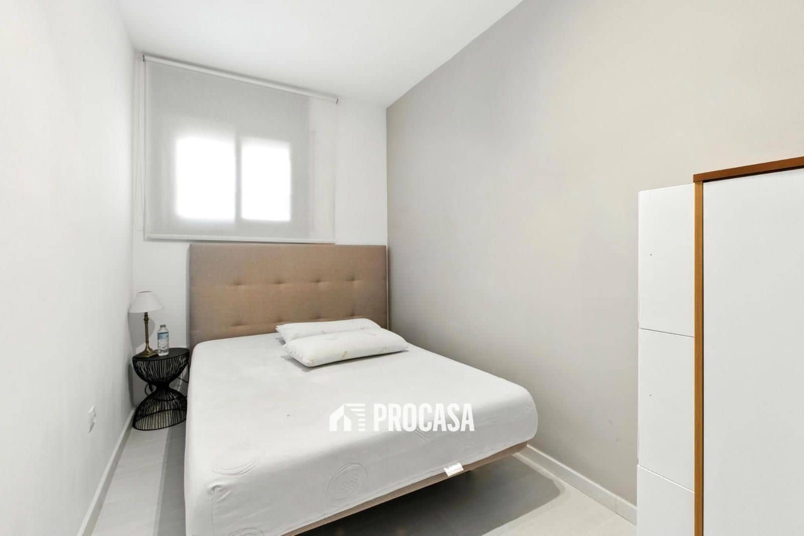 2 slaapkamer Flat te koop in Empuriabrava met zwembad - € 225.000 (Ref: 9265076)