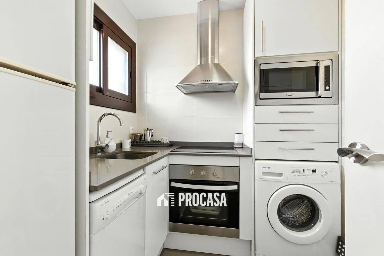 2 slaapkamer Flat te koop in Empuriabrava met zwembad - € 225.000 (Ref: 9265076)