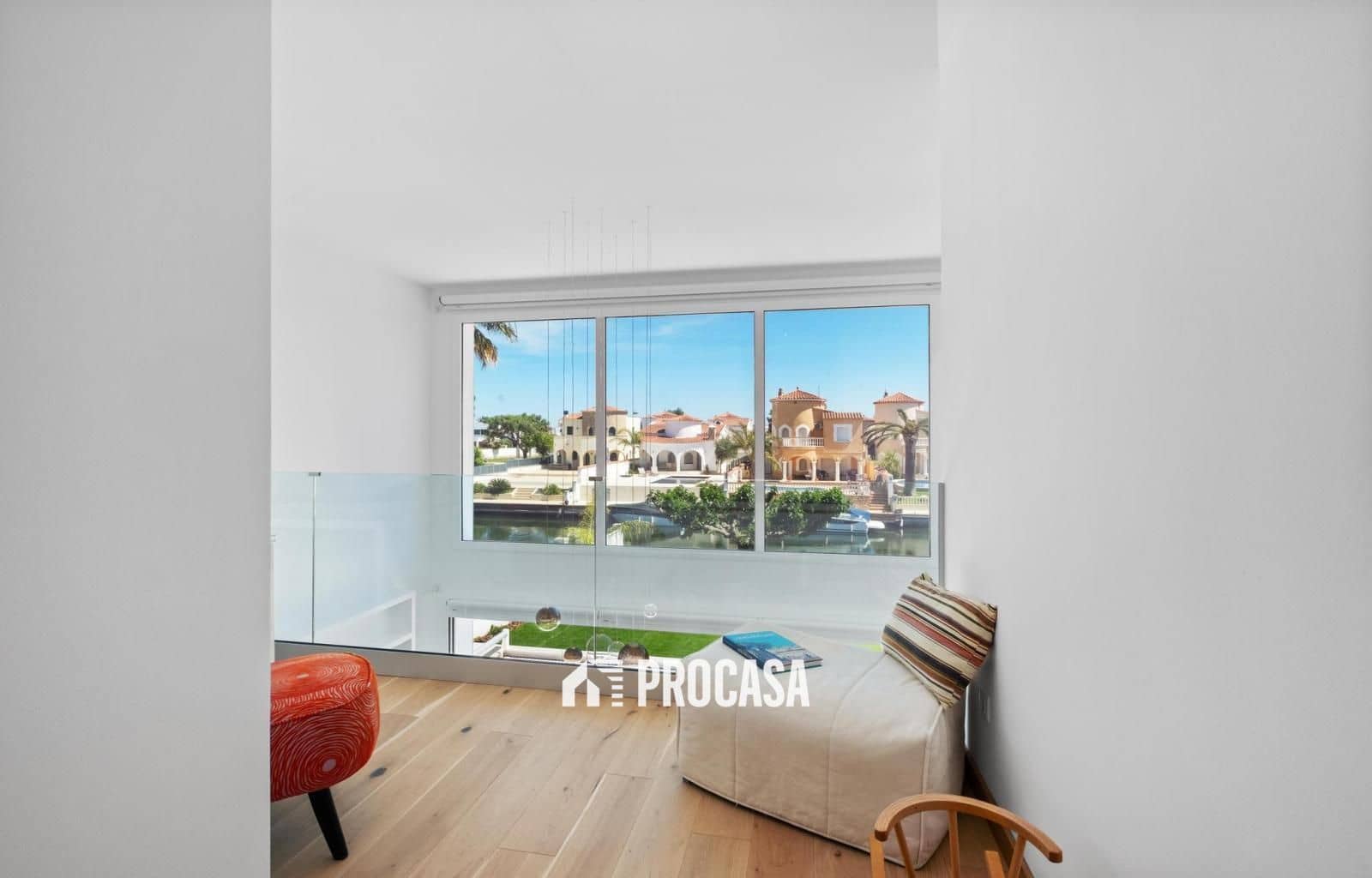 4 Zimmer Villa zu verkaufen in Empuriabrava mit Pool Garage - 1.495.000 € (Ref: 9267757)