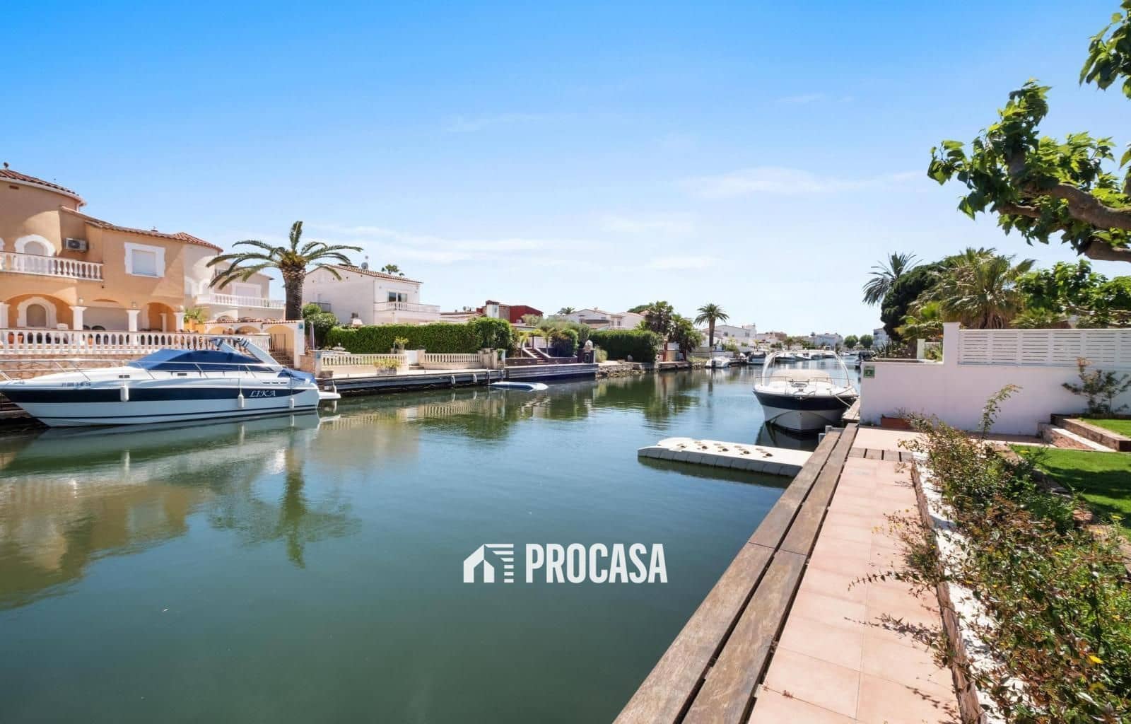 4 Zimmer Villa zu verkaufen in Empuriabrava mit Pool Garage - 1.495.000 € (Ref: 9267757)