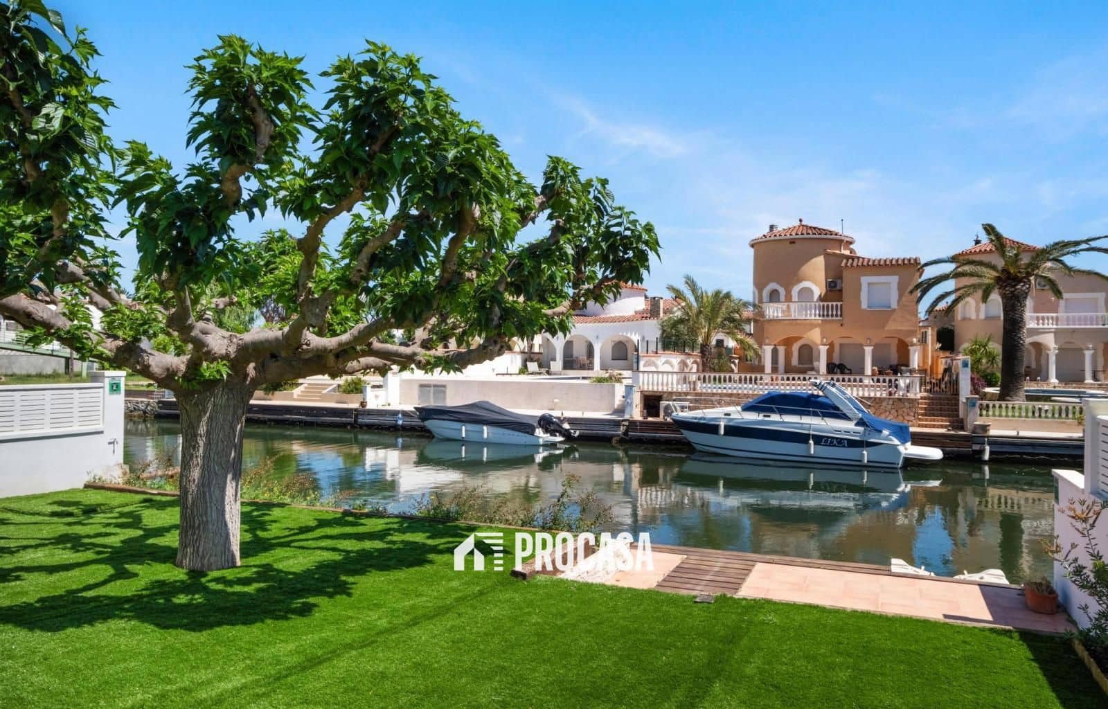 4 Zimmer Villa zu verkaufen in Empuriabrava mit Pool Garage - 1.495.000 € (Ref: 9267757)