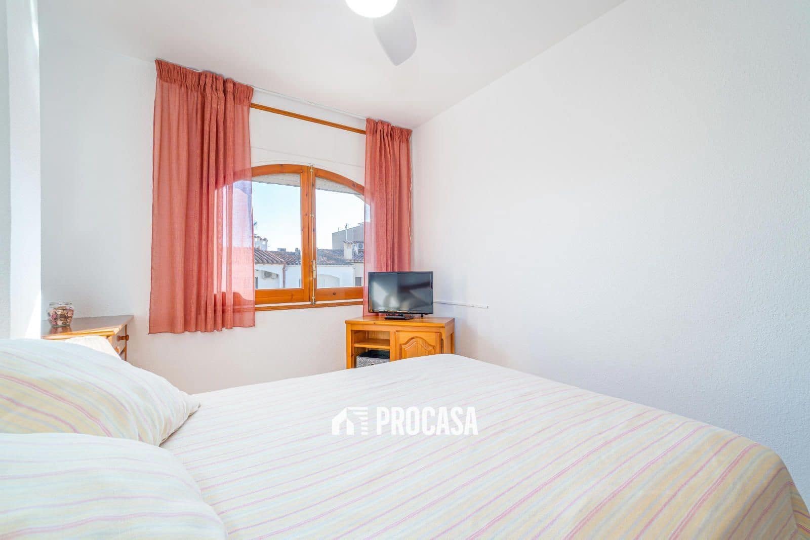 2 slaapkamer Flat te koop in Empuriabrava met garage - € 275.000 (Ref: 9285714)