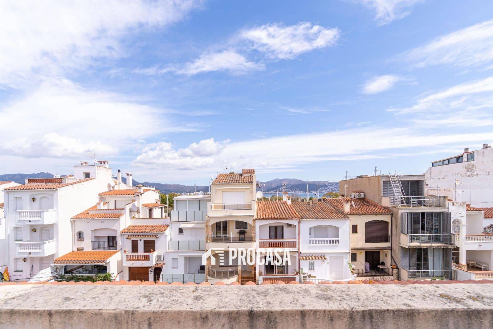 2 slaapkamer Flat te koop in Empuriabrava met garage - € 275.000 (Ref: 9285714)