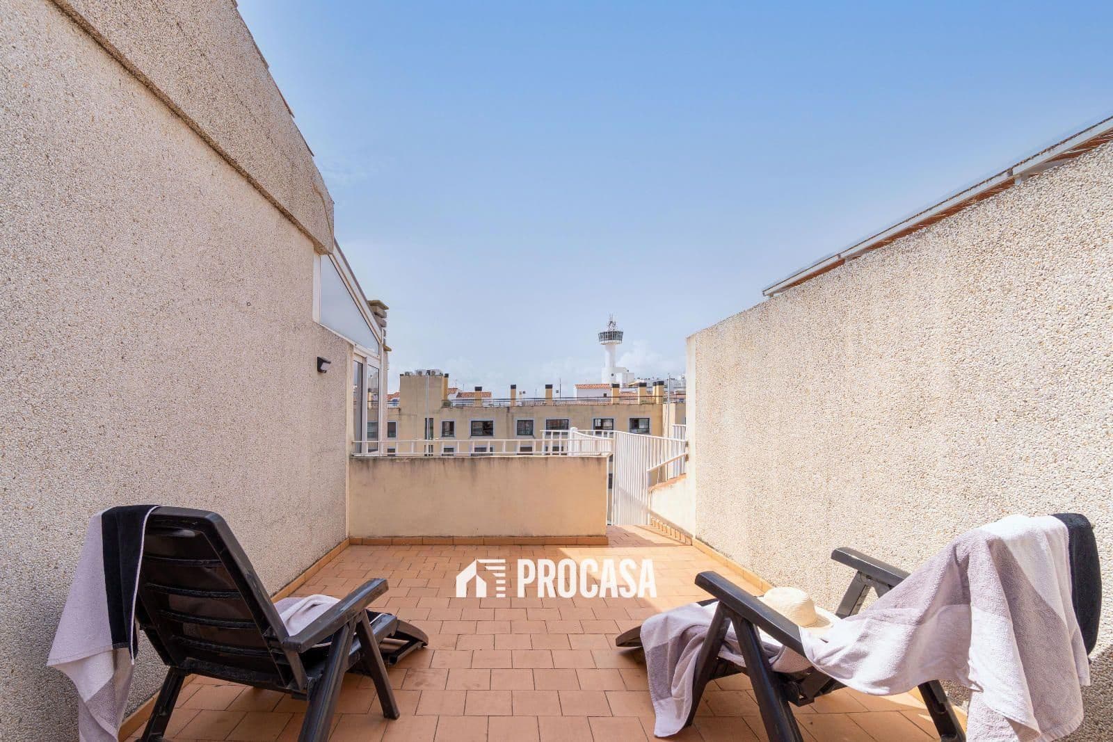 2 slaapkamer Flat te koop in Empuriabrava met garage - € 275.000 (Ref: 9285714)