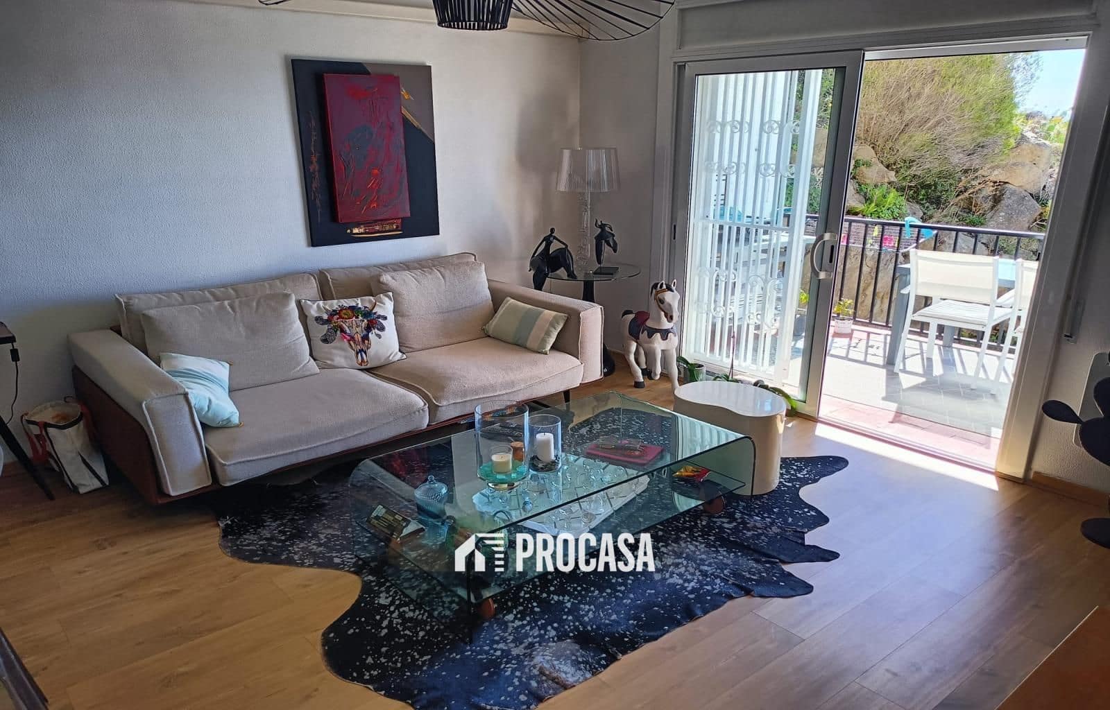 2 slaapkamer Flat te koop in Roses met garage - € 249.000 (Ref: 9293489)